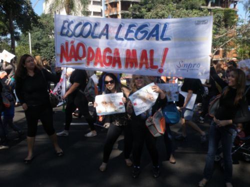 Paralisação dos CEIs 2013